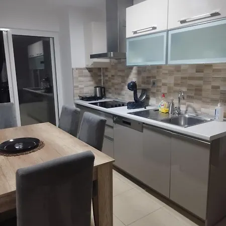 Sky City 25th & 33th Floor With Pool & Spa & Fitness & Parking Including In Price Apartment