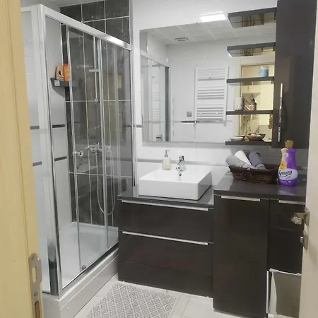 Sky City 25th & 33th Floor With Pool & Spa & Fitness & Parking Including In Price *